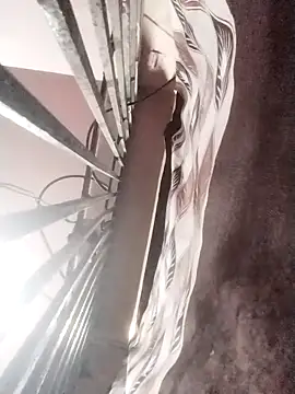 Kitti-Sharma online show from April 16, 4:02 am