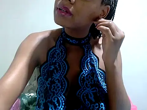 MzCoco online show from February 17, 6:29 pm