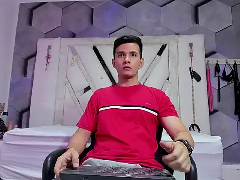 GoldenBoyM online show from June 4, 3:01 am
