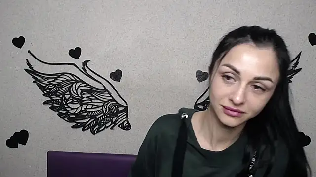 EvaClarkk online show from April 3, 5:27 am