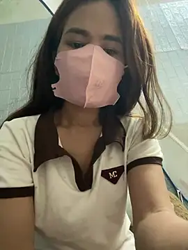 Miu Xinh online show from March 14, 5:25 pm