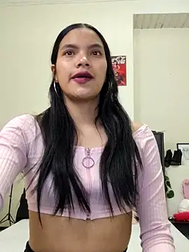 Julieta Parker online show from February 5, 2:42 pm