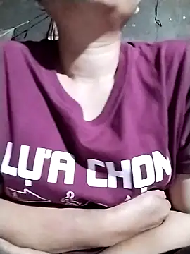 vivi1889 online show from April 27, 12:35 pm