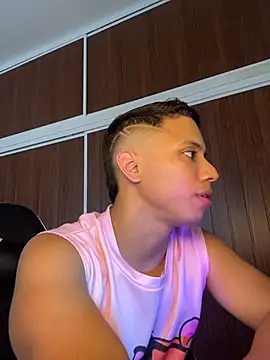 Gael Velaryx online show from March 2, 8:15 pm