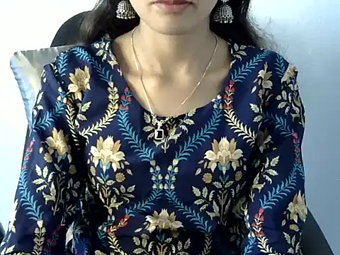 Mehaak  online show from August 6, 6:42 am