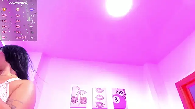 Madison Rosee online show from April 2, 1:14 am