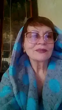 SophieBurns online show from March 22, 12:00 pm