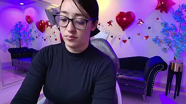 Alanna  scott online show from February 12, 3:41 am