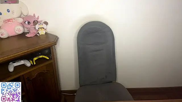 CassyVixen online show from March 1, 4:29 pm