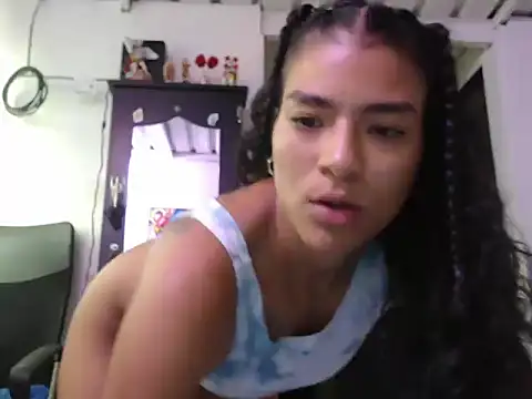 sami sweet888 online show from April 13, 8:20 pm