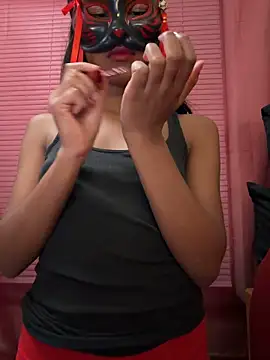 LadyKitsune online show from February 20, 6:12 am