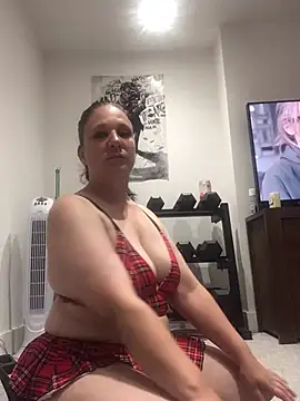 NaomiPackh92906 online show from August 1, 12:01 am
