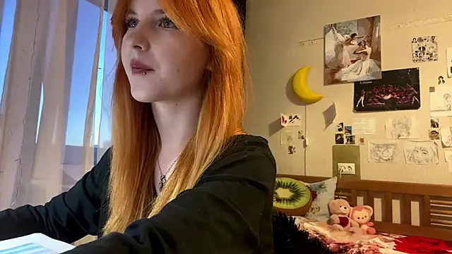 DynaLoom online show from February 12, 2:52 pm