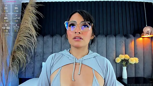 Nanda vixen  online show from February 11, 8:21 pm