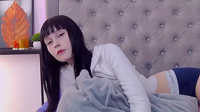 AmeliaSoft online show from April 18, 7:07 pm