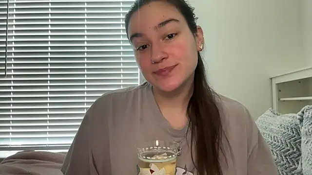 anitayurmoniii online show from July 6, 8:11 pm