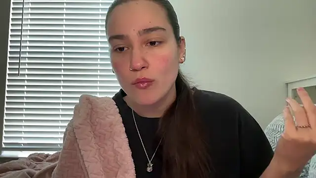 anitayurmoniii online show from July 28, 9:47 pm