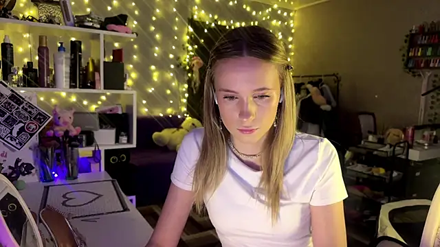 amily sunray online show from February 26, 2:16 pm