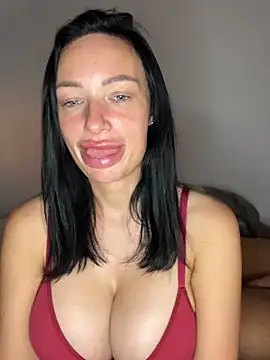 SaraHotDiamond xoxo online show from April 16, 8:08 pm