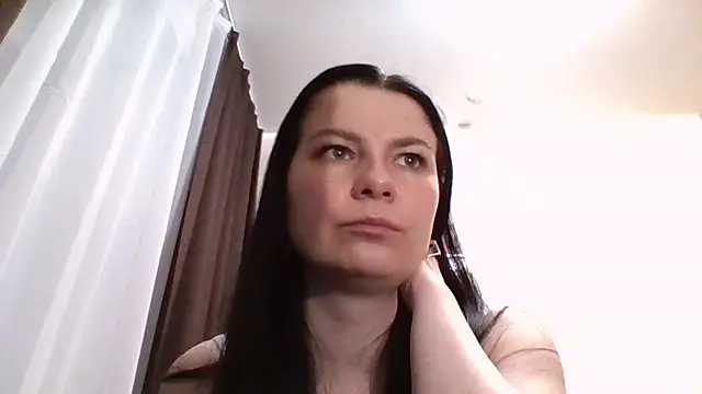 Clover Shine online show from March 26, 4:53 pm