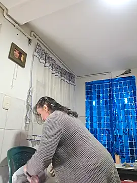 Alexamontiel  online show from February 22, 10:21 pm