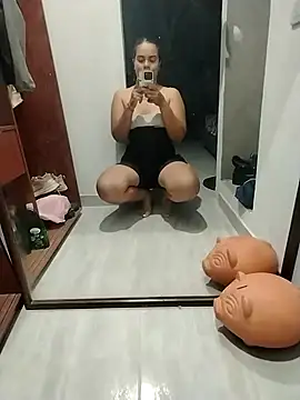 emily prettygirl online show from March 4, 2:29 am