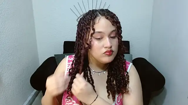 leilanewgirl online show from March 13, 1:34 pm