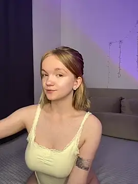 StellaBunny online show from May 28, 11:08 am