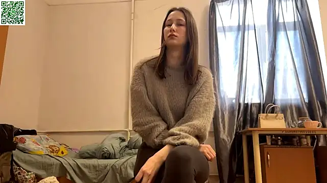 VickieKush online show from April 8, 4:14 am