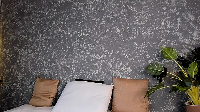 emma  summers online show from March 21, 7:41 pm