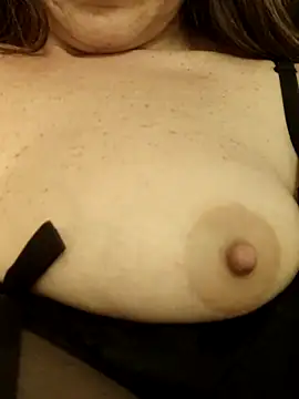 anitamadrid online show from April 16, 9:50 pm