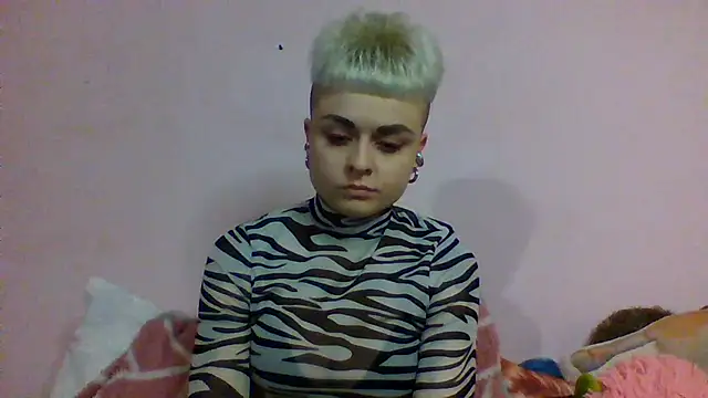 AlisaDear257 online show from March 14, 1:56 pm