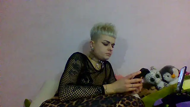 AlisaDear257 online show from April 12, 1:25 pm