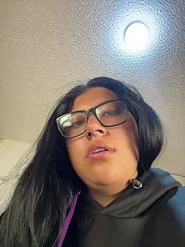 Lismar fire online show from April 17, 11:12 am