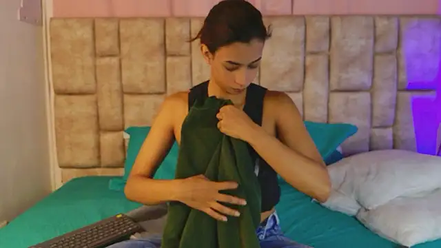 MelanyStone  online show from March 15, 1:46 pm