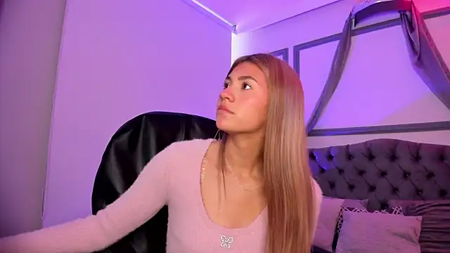 Chris Velvett online show from March 20, 2:11 pm