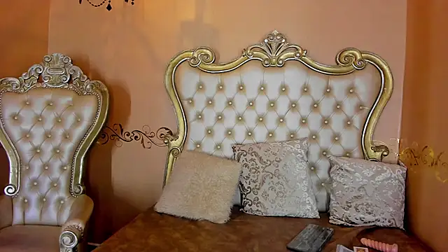 Kim Tessa online show from February 13, 7:15 pm