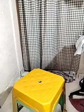 Mnra43 online show from March 8, 7:51 pm