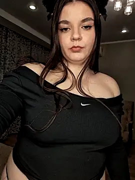 VictoriaPricee online show from March 20, 7:08 pm