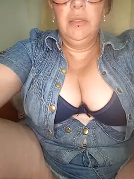  Saraqueen online show from April 4, 3:38 am