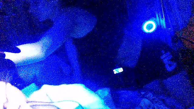 issyamazin online show from March 2, 8:43 am