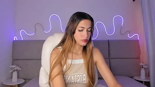 Aitana zaid online show from June 6, 12:33 pm