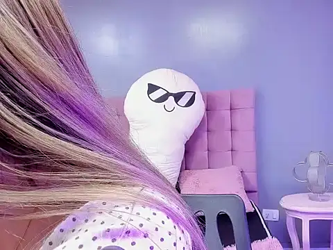 Sloppy fox online show from April 18, 4:04 am