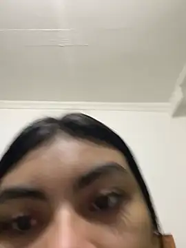 eimmy  skinny online show from April 16, 11:40 pm