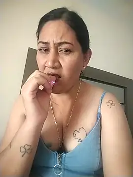 Arely Sweet online show from February 15, 7:57 pm