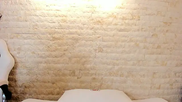 annie shine  online show from March 12, 2:09 pm