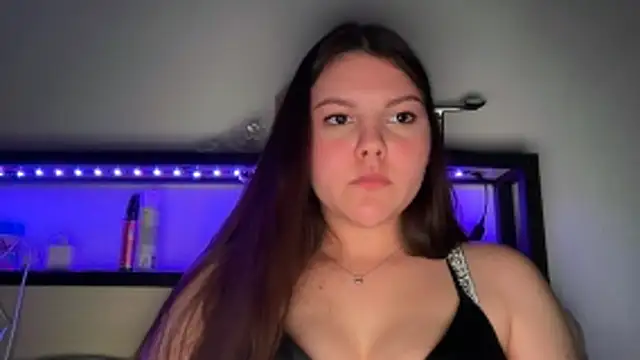 yourmila1 online show from March 6, 11:22 pm