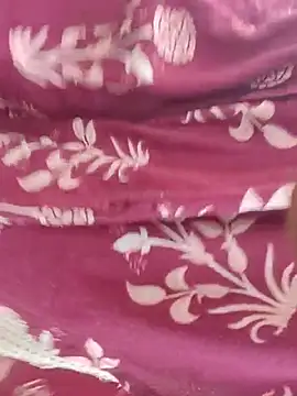 taniya0 online show from August 4, 11:38 am