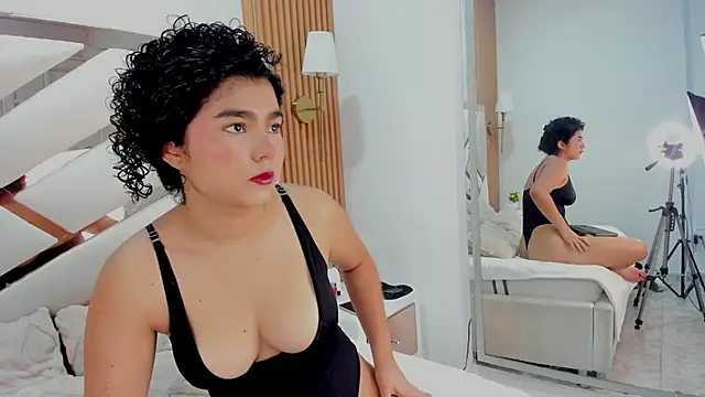  Curly Beauty online show from February 24, 2:38 pm