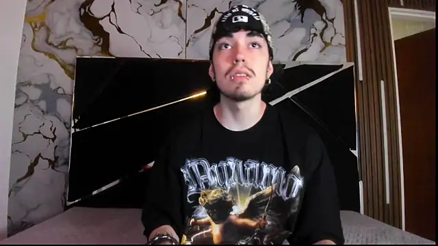 Couple In Heat online show from March 9, 8:34 pm